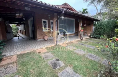 Casa á venda com 3 dormitorios mais edícula itagua ubatuba-sp