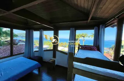 Casa a venda com vista para o mar, na praia vermelha em ubatuba-sp