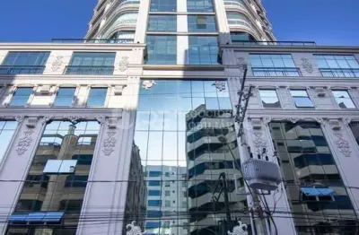 Apartamento alto padrão mobiliado em meia praia, meia praia, itapema - sc