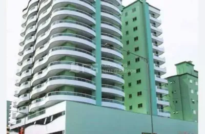 Apartamento mobiliado quadra mar em meia praia, meia praia, itapema - sc