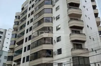 Apartamento com 3 quartos para alugar na Rua 254, 108, Meia Praia, Itapema