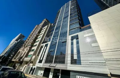 Apartamento quadra mar em meia praia, meia praia, itapema - sc