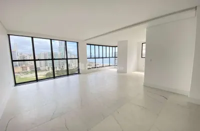 Apartamento quadra mar em meia praia, meia praia, itapema - sc