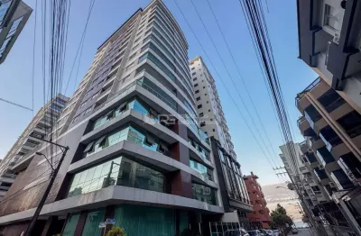 Apartamento com 3 quartos à venda na Rua 133, 1, Meia Praia, Itapema