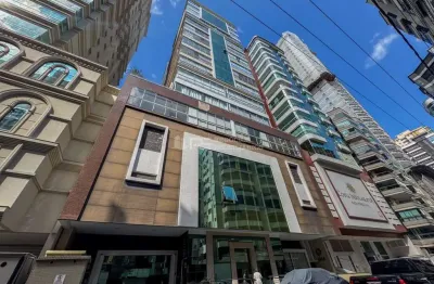 Apartamento com 4 quartos à venda na Rua 254, 133, Meia Praia, Itapema