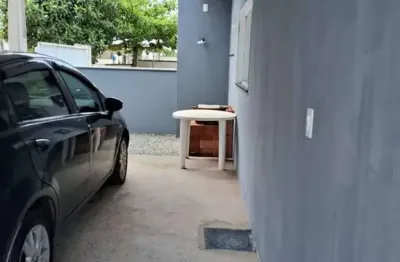 Casa com 3 quartos localizada no bairro itajuba, barra velha - sc