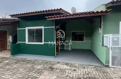 Morar com tranquilidade – casa em condomínio fechado à venda em barra velha sc.