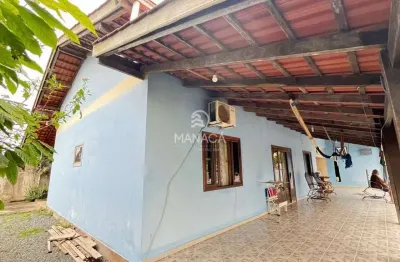 Casa com 3 quartos à venda no icaraí, barra velha , 160 m2 por r$ 700.000