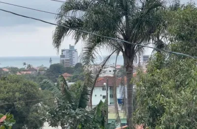 Aluga se apartamento com 80 m² - apenas 800 metros da praia - centro -barra velha sc
