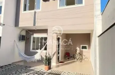 Sobrado 3 dormitórios, um é suíte, no jardim icaraí em barra velha - sc