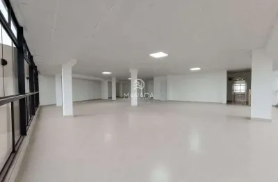 Sala comercial primeiro andar de esquina localizada no bairro centro de barra velha - sc