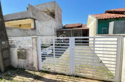 Casa 2 quartos, 2 garagens, fogão à lenha e churrasqueira, quinta dos açores