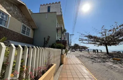 Casa beira mar, com 6 dormitórios, à venda, 248 m² por r$ 2.950.000 - centro - b