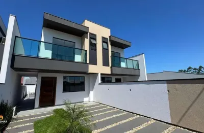 Sobrado novo, pronto para morar, 2 suítes, itajuba em barra velha-sc. à venda po