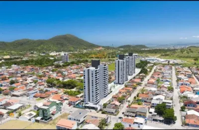 Apartamento à apenas 500m do mar, com 3 dormitórios à venda, 76 m² por r$ 900.00