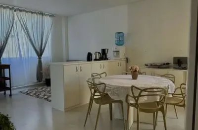 Apartamento mobiliado com 2 dormitórios, sendo 1 suíte, 70 m² - itajuba - barra