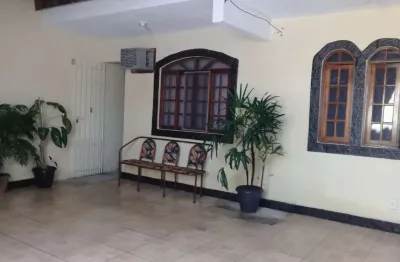 Casa com 2 quartos à venda no volta grande, volta redonda  por r$ 395.000