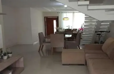 Casa com 3 quartos à venda no Mirante do Vale, Volta Redonda  por R$ 990.000