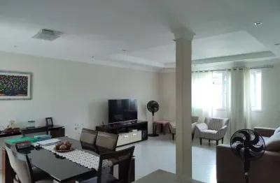 Casa com 3 quartos à venda no dom bosco, volta redonda  por r$ 550.000