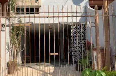 Casa com 3 quartos à venda no jardim belvedere, volta redonda  por r$ 500.000