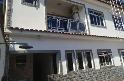 Casa com 3 quartos à venda na vila americana, volta redonda  por r$ 290.000