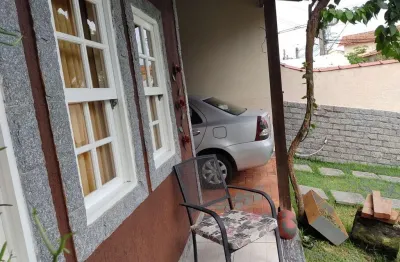 Casa com 3 quartos à venda no jardim belvedere, volta redonda  por r$ 690.000