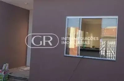Casa com 2 quartos à venda no roma, volta redonda  por r$ 330.000