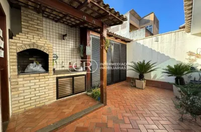 Casa com 3 quartos à venda no Jardim Vila Rica - Tiradentes, Volta Redonda 