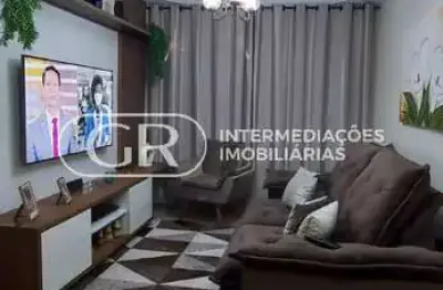 Casa com 3 quartos à venda no Siderlândia, Volta Redonda  por R$ 600.000