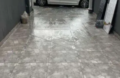 Casa com 3 quartos à venda na Rua Hiroshima, Vila Maria Alta, São Paulo