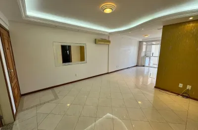 Apartamento amplo, moderno e cheio de conforto no coração do kobrasol