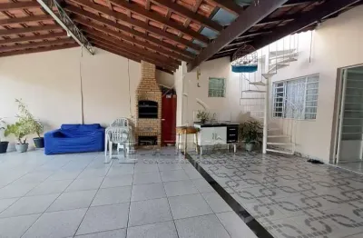Casa com 2 quartos à venda na Rua Doutor Américo Figueiredo, 5819, Jardim Tropical, Sorocaba