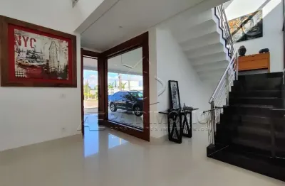 Casa em condominio, 4 dormitório(s) bairro barreirinho