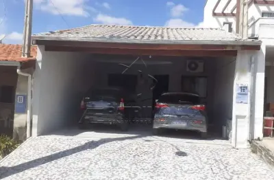 Casa em condominio terrea 2 quartos sendo 1 suite com hidro jardim das dálias