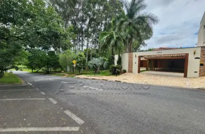 Casa em condomino com 3 quartos sendo 1 suite closet- ibiti do paço