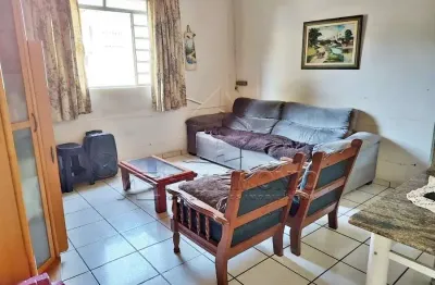 Casa com 2 quartos à venda na Rua Borba Gato, Vila Santana, Sorocaba
