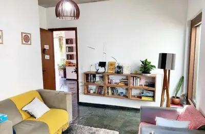 Casa com 2 quartos à venda na Rua Carolina Borghi, Jardim Santa Rosália, Sorocaba