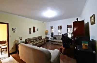 Casa com 3 quartos à venda na Rua Melito Lopes, Jardim Abaeté, Sorocaba