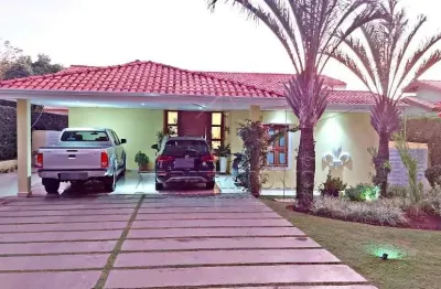 Casa em condominio vivendas do lago com 3 quartos sendo 1 suite