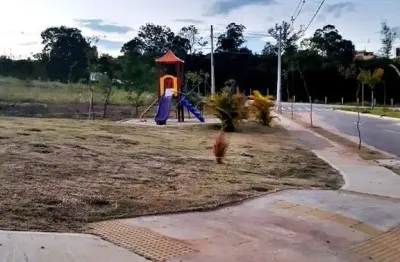 Terreno à venda na Rua Adelina Monari, Jardim Santo Antônio I, Votorantim