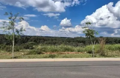 Terreno à venda na Rua Adelina Monari, Jardim Santo Antônio I, Votorantim