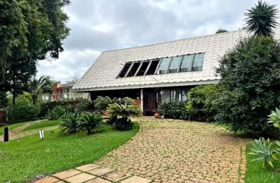 Casa; sobrado; residencial; lago azul; araçoiaba da serra.