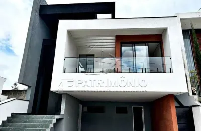 Sobrado em condominio, 2 suites sendo 1 com closet,  residencial flores, votorantim