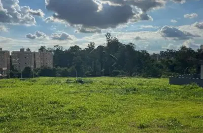 Terreno em condomínio fechado à venda na Avenida São Paulo, Além Ponte, Sorocaba