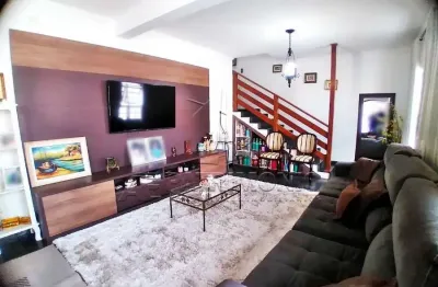 Casa com 3 quartos à venda na Sinésio Dos Santos, 254, Parque Jataí, Votorantim