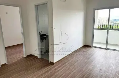 Apartamento,2 dormitorio(s) bairro são carlos jr campolim ii