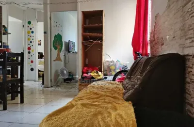 Apartamento,2 dormitorio(s) bairro carandá cond. araucarias 1