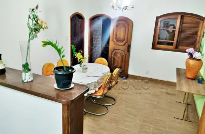 Casa com 4 quartos à venda na Rua Ezequiel Arruda Machado, Vossoroca, Votorantim