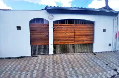 Casa com 3 quartos à venda na Rua Darwin Sbrana, Parque São João, Votorantim