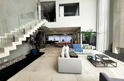 Sobrado em condominio com 4 suites sendo 2 closet e 1 master; alphaville esplanada 4; sorocaba; sul